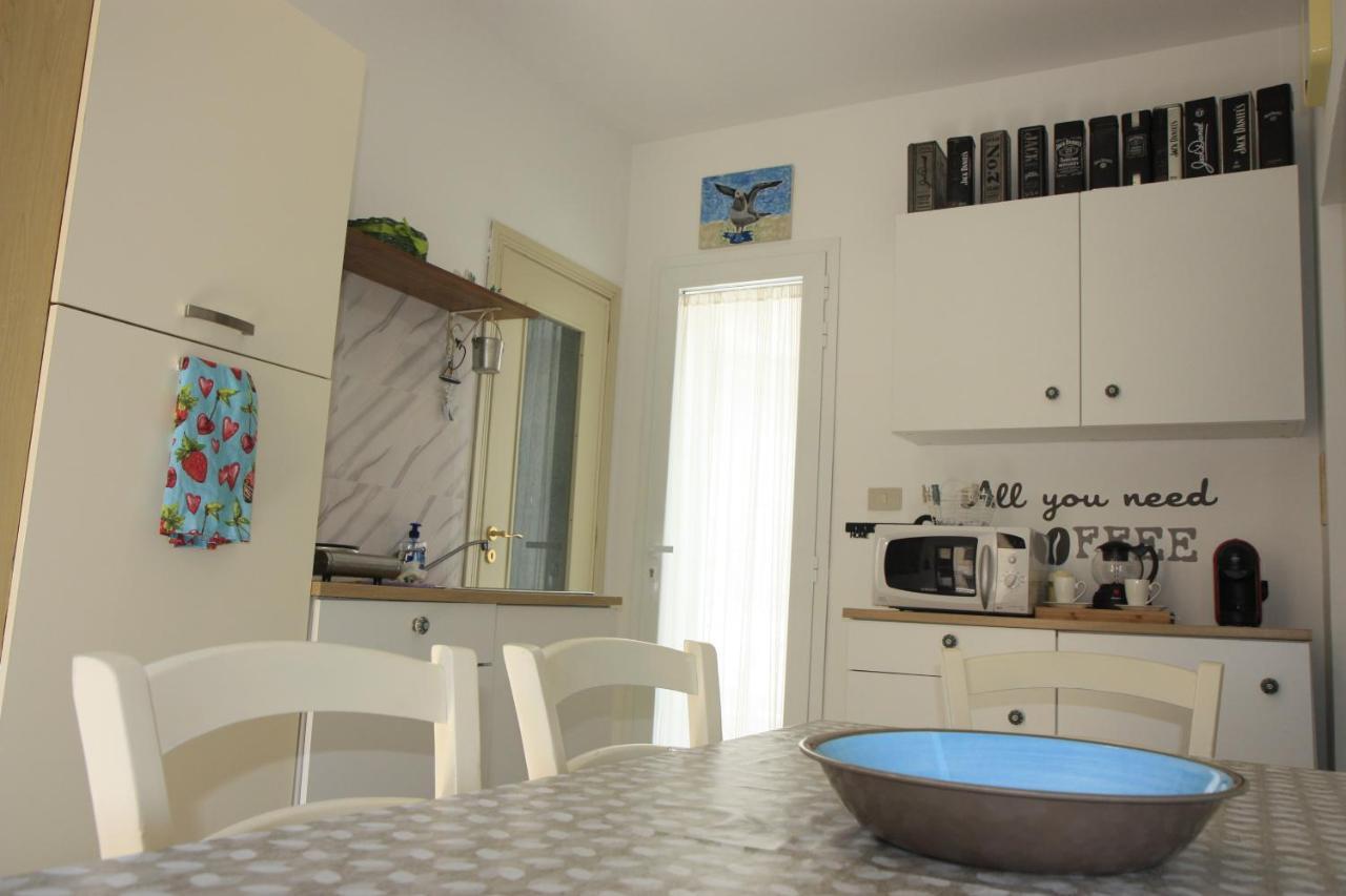 Zisas Apartment Palermo Bagian luar foto