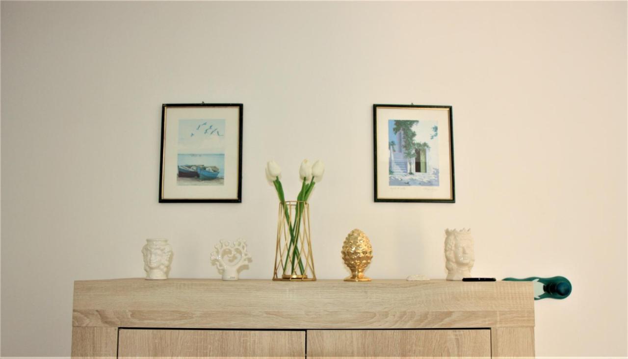 Zisas Apartment Palermo Bagian luar foto